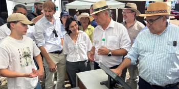 Sistema para alimentar e hidratar ganado con monitoreo remoto fue desarrollado por estudiantes de UTEC